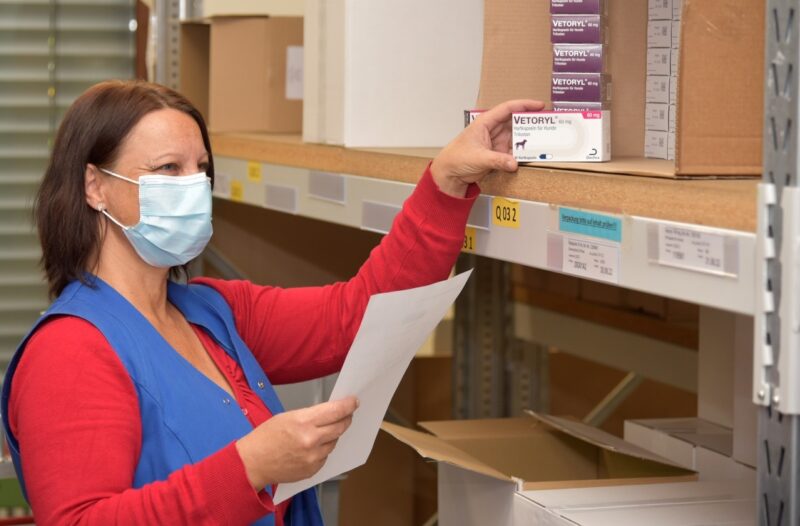 Dechra Lager Aulendorf Oktober 2020 Produkt Picking