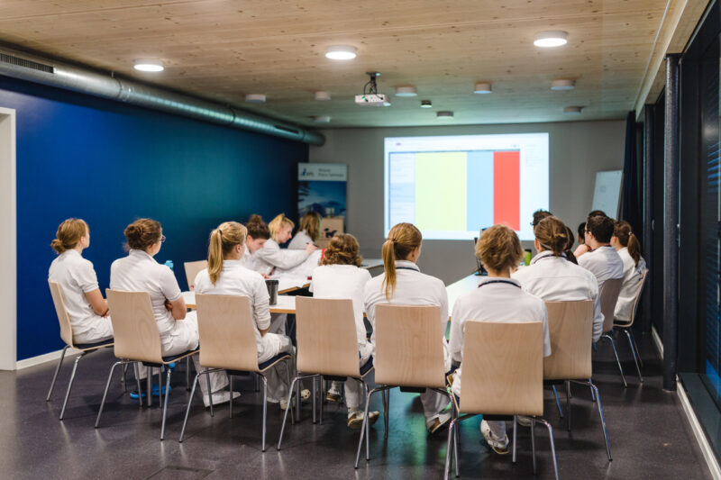 180117080737 PFAU17443