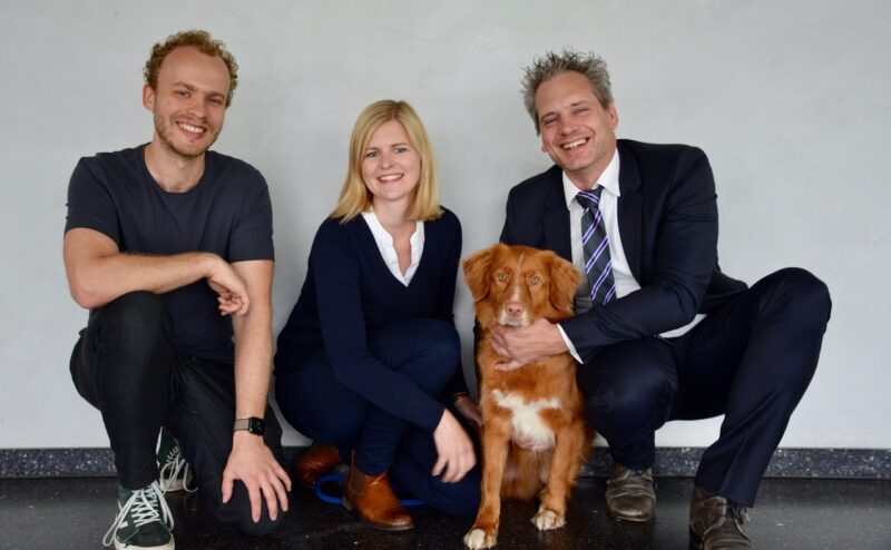 PM200723 Coronaschnueffelnde Hunde Forschende